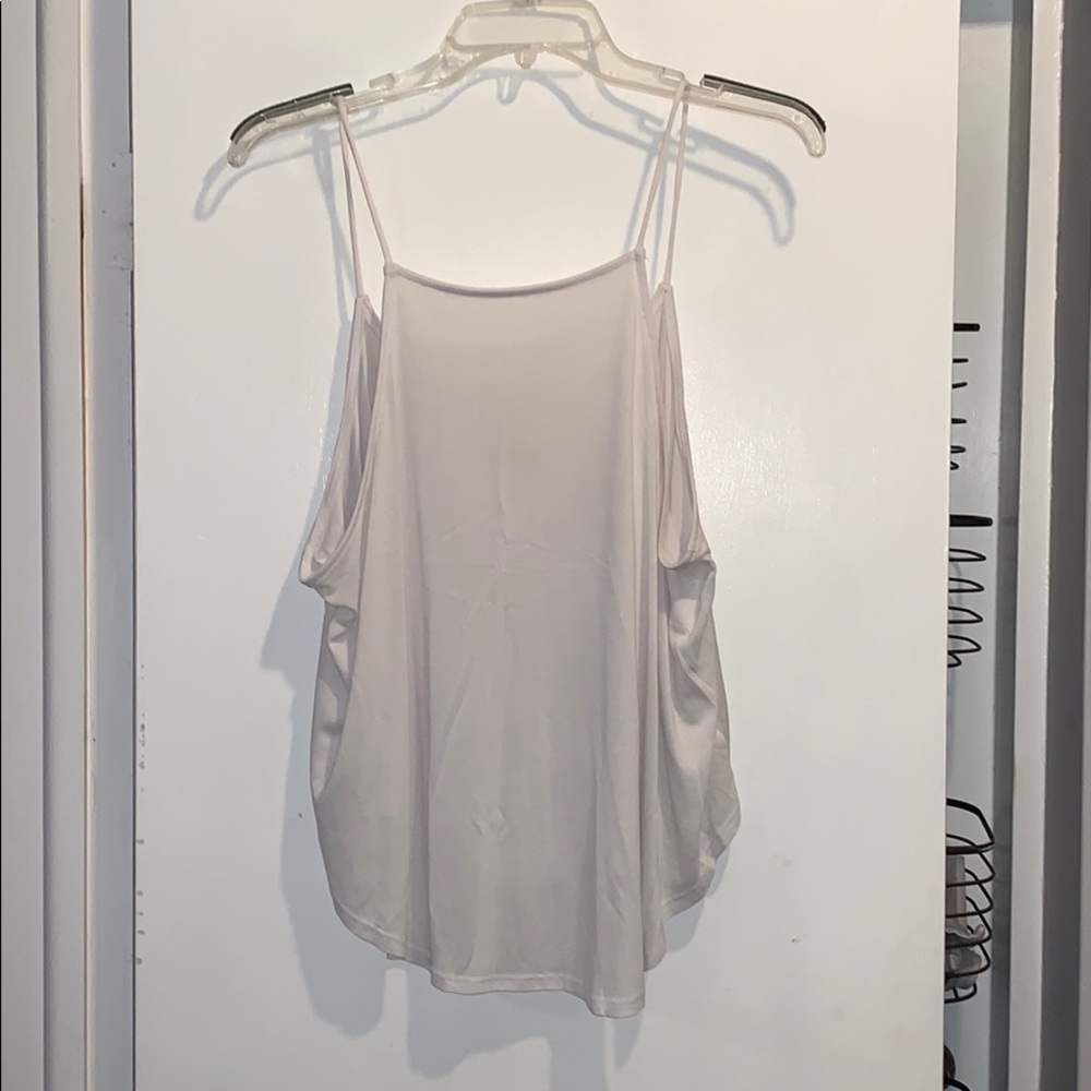 Square neck and low back tank